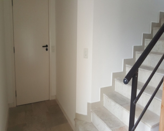 Imagem Imóvel com 3 Quartos à Venda, 185 m² em Pitangueiras - Guarujá Imagem Imóvel com 3 Quartos à Venda, 185 m² em Pitangueiras - Guarujá