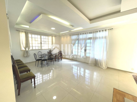Imagem Casa com 3 Quartos à Venda, 345 m² em Parque Turf Club - Campos Dos Goytacazes