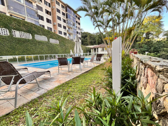 Apartamento com 3 Quartos à Venda, 98 m² em Coqueiros - Florianópolis