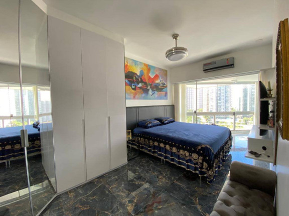Imagem Apartamento com 3 Quartos à Venda, 260 m² em Barra Da Tijuca - Rio De Janeiro