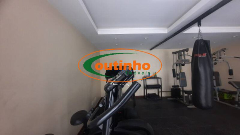 Imagem Apartamento com 2 Quartos à Venda, 69 m² em Vila Isabel - Rio De Janeiro Imagem Apartamento com 2 Quartos à Venda, 69 m² em Vila Isabel - Rio De Janeiro