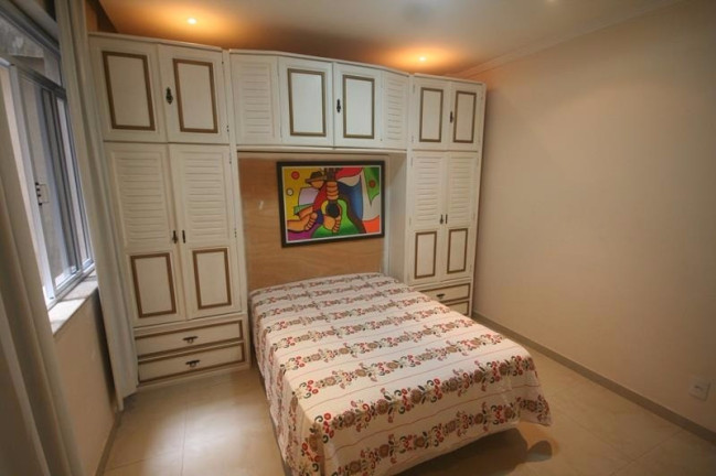 Imagem Apartamento com 3 Quartos para Temporada, 90 m² em Copacabana - Rio De Janeiro