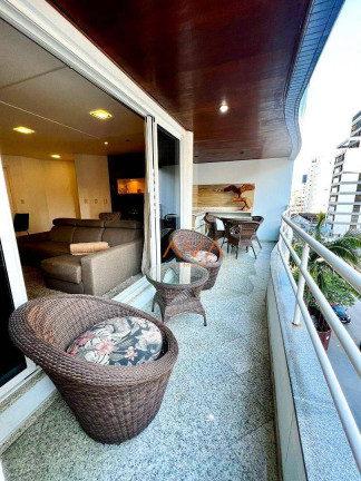Imagem Apartamento com 4 Quartos à Venda, 151 m² em Centro - Florianópolis Imagem Apartamento com 4 Quartos à Venda, 151 m² em Centro - Florianópolis