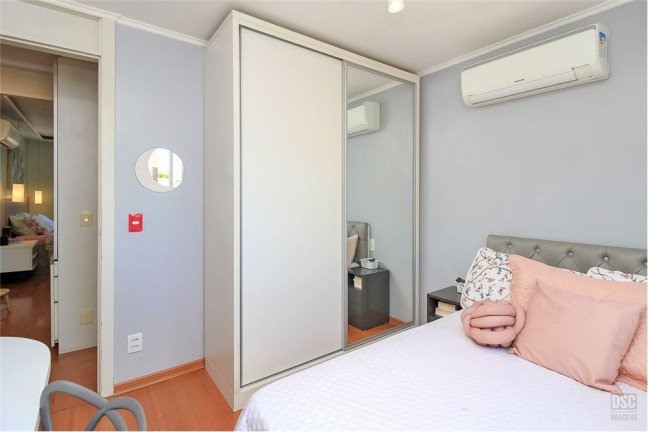 Imagem Casa de Condomínio com 3 Quartos à Venda, 145 m² em São Sebastião - Porto Alegre