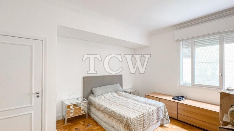 Imagem Apartamento com 4 Quartos para Alugar, 230 m² em Cerqueira César - São Paulo