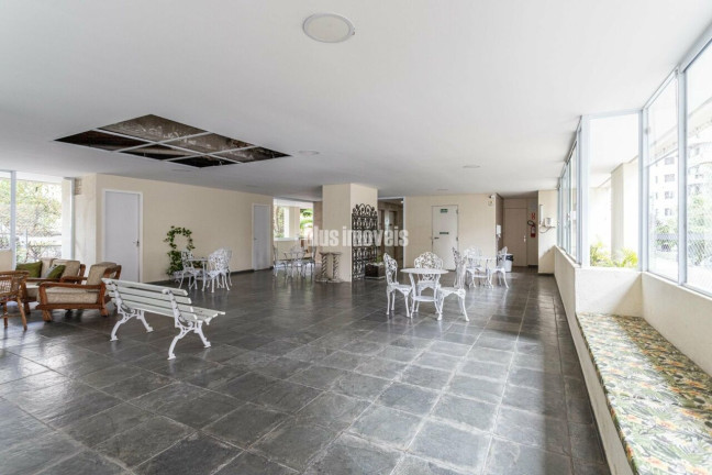 Imagem Apartamento com 3 Quartos à Venda, 100 m² em Moema - São Paulo Imagem Apartamento com 3 Quartos à Venda, 100 m² em Moema - São Paulo