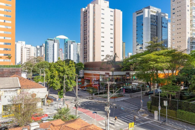 Imagem Apartamento com 3 Quartos à Venda, 120 m² em Moema - São Paulo Imagem Apartamento com 3 Quartos à Venda, 120 m² em Moema - São Paulo