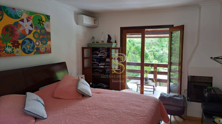 Imagem Casa com 6 Quartos à Venda, 500 m² em Serra Da Cantareira - Mairiporã Imagem Casa com 6 Quartos à Venda, 500 m² em Serra Da Cantareira - Mairiporã