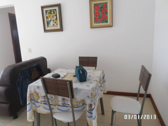 Imagem Apartamento com 2 Quartos à Venda, 69 m² em Vila Capri - Araruama