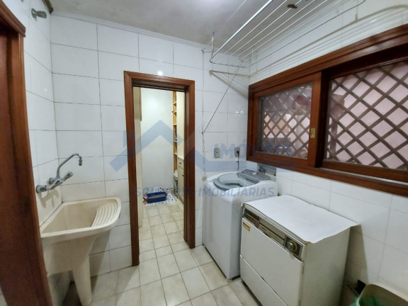 Imagem Sobrado com 5 Quartos à Venda, 380 m² em Jardim Lindóia - Porto Alegre