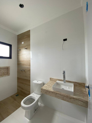 Imagem Casa com 3 Quartos à Venda, 300 m² em Piracangaguá - Taubaté Imagem Casa com 3 Quartos à Venda, 300 m² em Piracangaguá - Taubaté
