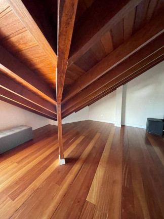 Imagem Casa com 3 Quartos à Venda, 284 m² em Agronômica - Florianópolis