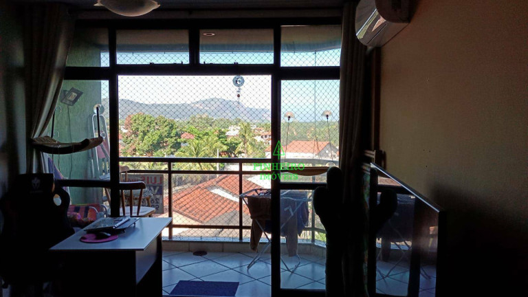 Imagem Apartamento com 2 Quartos à Venda, 71 m² em Itaipu - Niterói