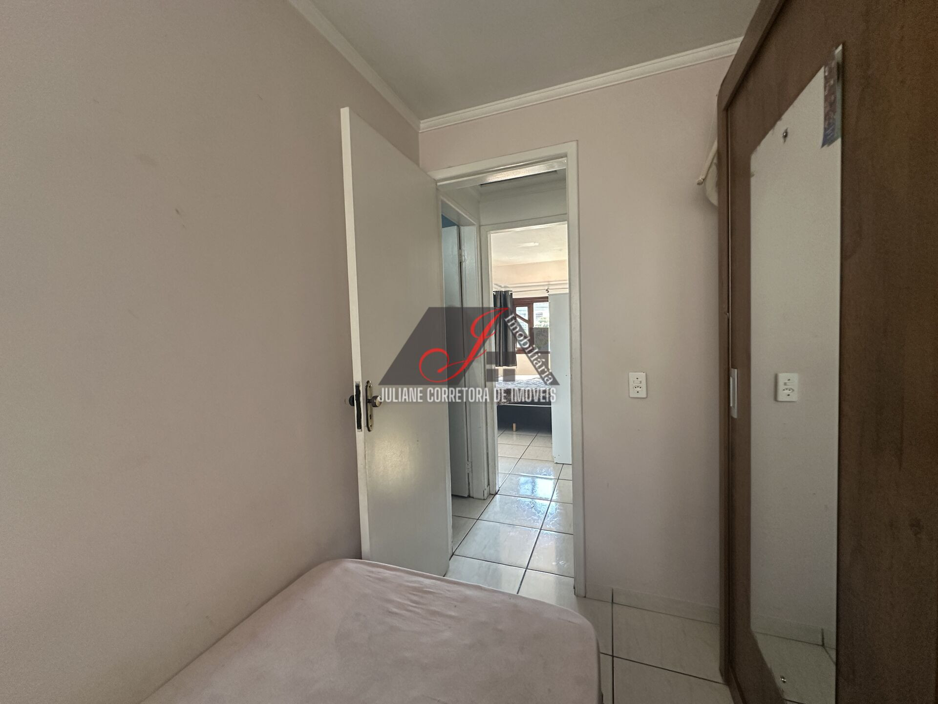 Imagem Sobrado com 3 Quartos à Venda, 66 m² em Cidade Industrial - Curitiba Imagem Sobrado com 3 Quartos à Venda, 66 m² em Cidade Industrial - Curitiba