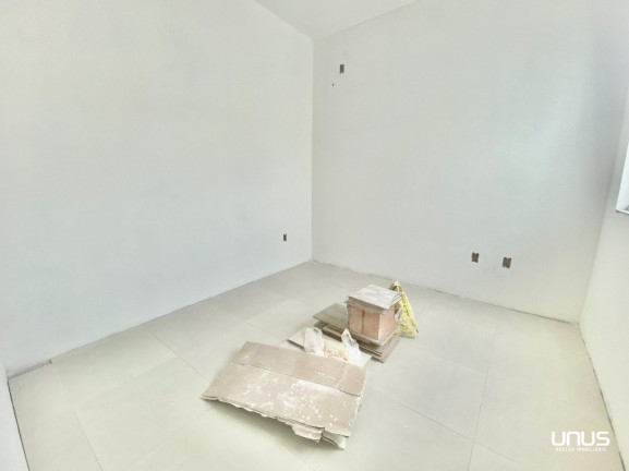 Imagem Sobrado com 2 Quartos à Venda, 105 m² em Potecas - São José