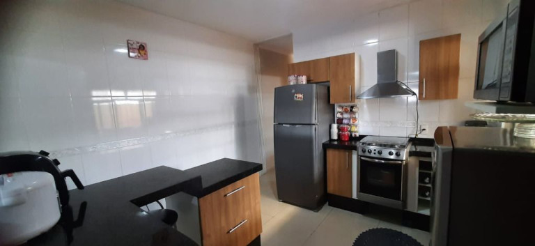 Imagem Casa com 2 Quartos à Venda, 140 m² em Vila Luzita - Santo André Imagem Casa com 2 Quartos à Venda, 140 m² em Vila Luzita - Santo André