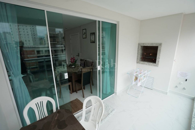 Imagem Apartamento com 2 Quartos à Venda, 135 m² em Meia Praia - Itapema Imagem Apartamento com 2 Quartos à Venda, 135 m² em Meia Praia - Itapema