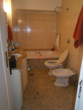 Imagem Apartamento com 3 Quartos à Venda, 145 m² em Independência - Porto Alegre Imagem Apartamento com 3 Quartos à Venda, 145 m² em Independência - Porto Alegre