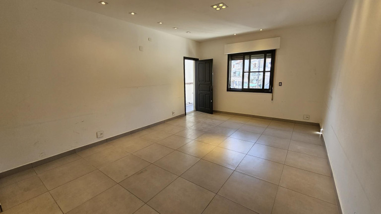 Casa com 3 Quartos à Venda, 179 m² em Praça Da árvore - São Paulo