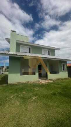 Imóvel com 3 Quartos à Venda,  em Campo Duna - Imbituba