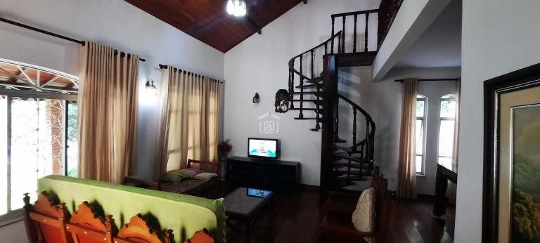 Imagem Casa com 1 Quarto à Venda, 298 m² em Jardim Dos Estados - Poços De Caldas