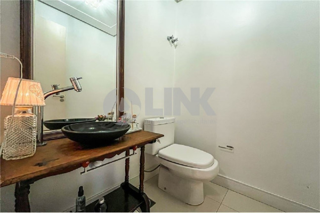 Imagem Casa com 4 Quartos à Venda, 300 m² em Chácara Das Pedras - Porto Alegre Imagem Casa com 4 Quartos à Venda, 300 m² em Chácara Das Pedras - Porto Alegre