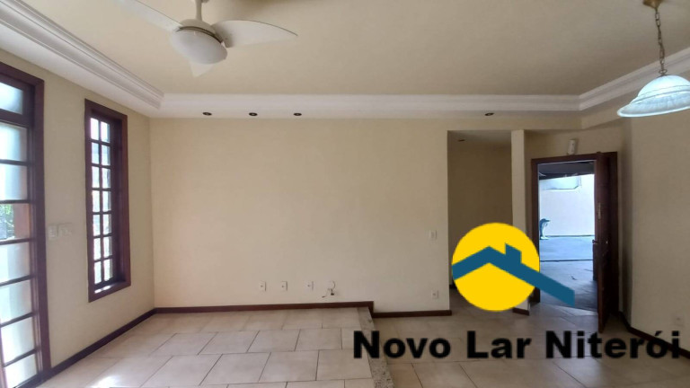 Imagem Casa com 3 Quartos à Venda, 170 m² em Itaipu - Niterói Imagem Casa com 3 Quartos à Venda, 170 m² em Itaipu - Niterói