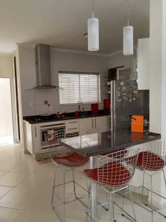 Imagem Casa com 3 Quartos à Venda, 275 m² em Loteamento Residencial Campos Do Conde Ii - Tremembé