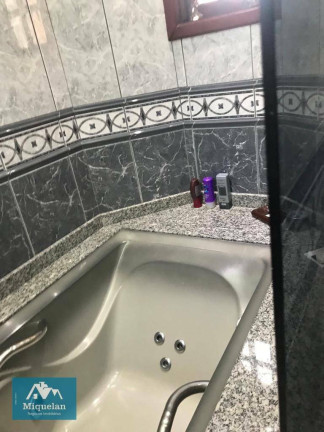 Imagem Sobrado com 3 Quartos à Venda, 300 m² em Vila Galvão - Guarulhos