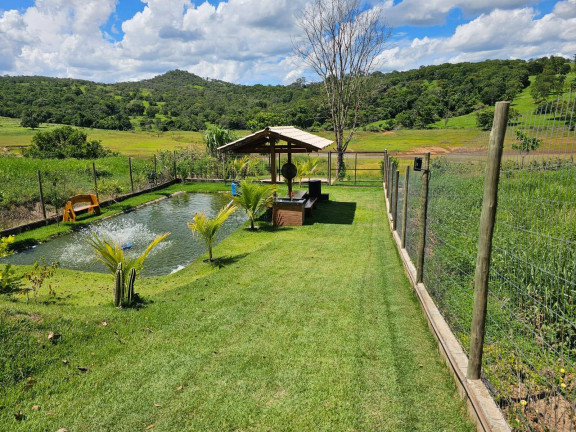 Imagem Chácara com 2 Quartos à Venda, 190 m² em Zona Rural - Caldas Novas Imagem Chácara com 2 Quartos à Venda, 190 m² em Zona Rural - Caldas Novas