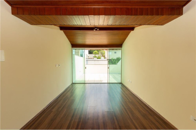 Imagem Casa com 3 Quartos à Venda, 225 m² em Parelheiros - São Paulo Imagem Casa com 3 Quartos à Venda, 225 m² em Parelheiros - São Paulo