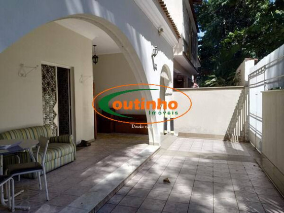 Casa com 6 Quartos à Venda, 356 m² em Grajaú - Rio De Janeiro