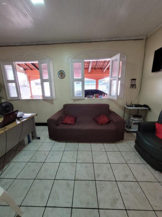 Imagem Casa com 3 Quartos à Venda, 220 m² em Coqueiro - Ananindeua