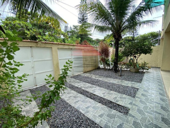 Imagem Casa com 5 Quartos à Venda, 324 m² em Arpoador - Peruíbe Imagem Casa com 5 Quartos à Venda, 324 m² em Arpoador - Peruíbe