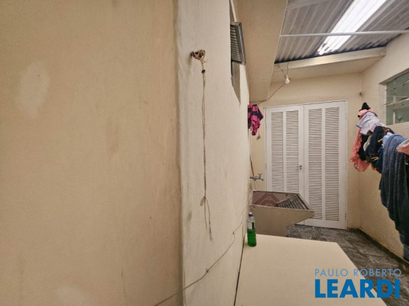 Imagem Casa com 1 Quarto à Venda, 147 m² em Vila Floresta - Santo André