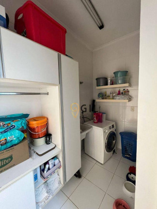 Imagem Sobrado com 3 Quartos à Venda, 240 m² em Villa Branca - Jacareí