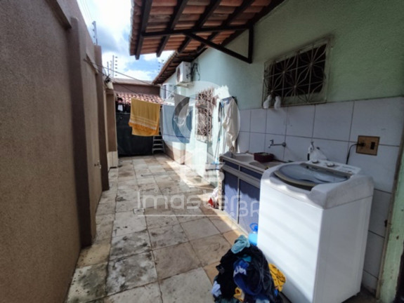 Imagem Casa com 4 Quartos à Venda, 160 m² em Timbó - Maracanaú