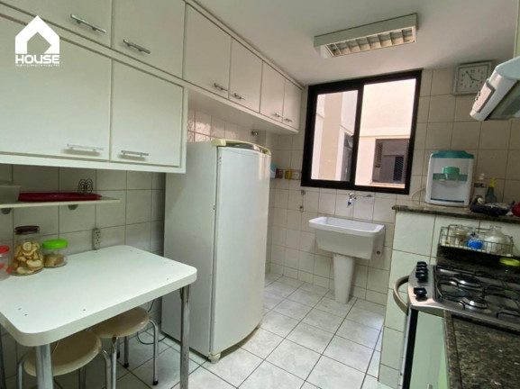 Imagem Apartamento com 2 Quartos à Venda, 1 m² em Centro - Guarapari