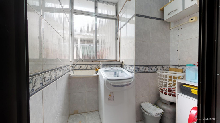 Imagem Apartamento com 2 Quartos à Venda, 73 m² em Floresta - Porto Alegre Imagem Apartamento com 2 Quartos à Venda, 73 m² em Floresta - Porto Alegre