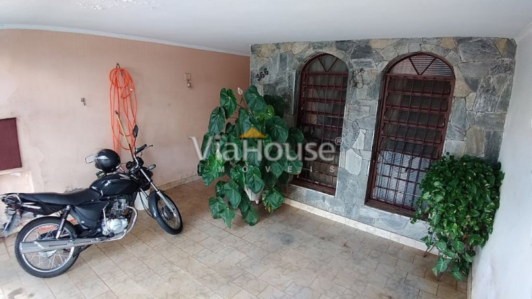 Imagem Casa com 3 Quartos à Venda, 185 m² em Sumarezinho - Ribeirão Preto Imagem Casa com 3 Quartos à Venda, 185 m² em Sumarezinho - Ribeirão Preto