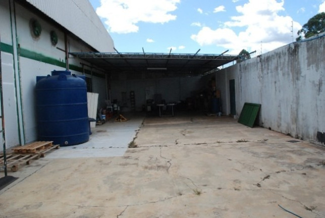 Imagem Imóvel para Alugar, 1.914 m² em Santa Maria - Brasília Imagem Imóvel para Alugar, 1.914 m² em Santa Maria - Brasília