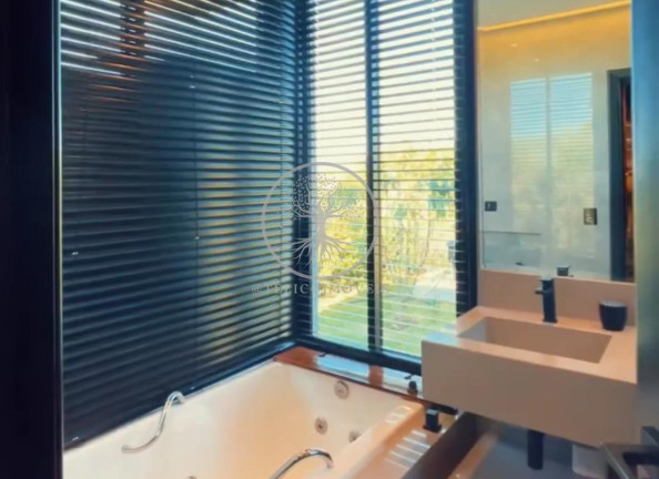 Imagem Casa de Condomínio com 3 Quartos à Venda, 390 m² Imagem Casa de Condomínio com 3 Quartos à Venda, 390 m²