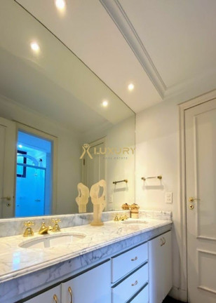 Imagem Imóvel com 4 Quartos à Venda, 230 m² em Lourdes - Belo Horizonte
