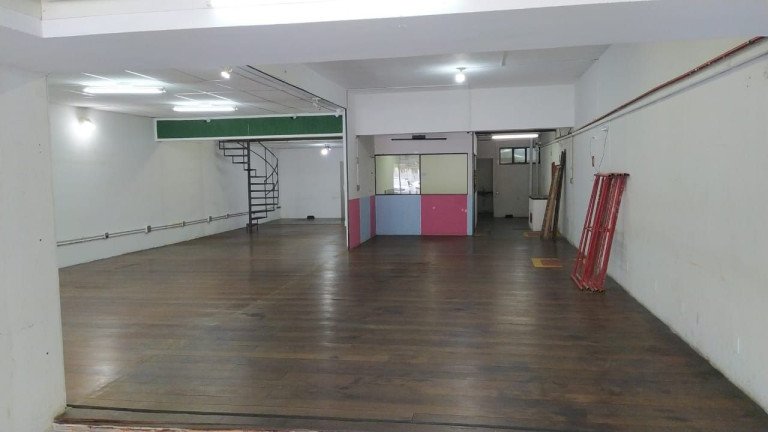 Imagem Ponto Comercial à Venda ou Locação, 1.410 m² em Centro - São José Dos Campos Imagem Ponto Comercial à Venda ou Locação, 1.410 m² em Centro - São José Dos Campos