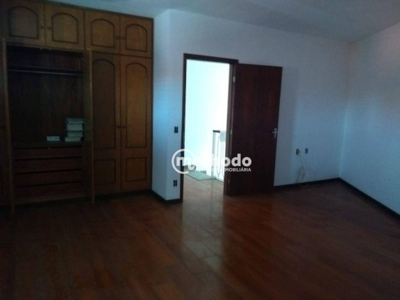 Imagem Casa com 3 Quartos à Venda, 300 m² em Vila Mota - Bragança Paulista Imagem Casa com 3 Quartos à Venda, 300 m² em Vila Mota - Bragança Paulista