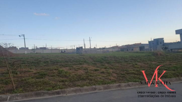 Terreno à Venda, 250 m² em Vale Dos Cristais - Taubaté