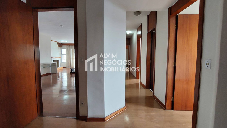Imagem Apartamento com 4 Quartos à Venda, 178 m² em Vila Adyana - São José Dos Campos