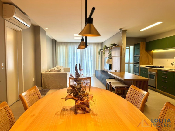 Imagem Apartamento com 3 Quartos à Venda, 121 m² em Agronômica - Florianópolis Imagem Apartamento com 3 Quartos à Venda, 121 m² em Agronômica - Florianópolis