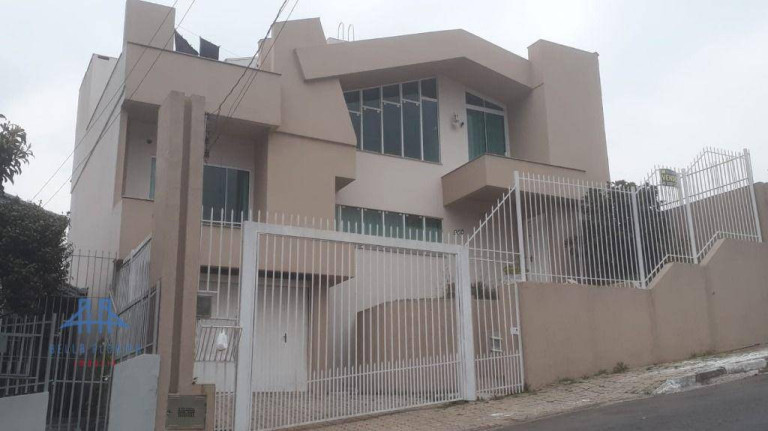 Casa com 5 Quartos à Venda, 333 m² em Beatriz - Lages
