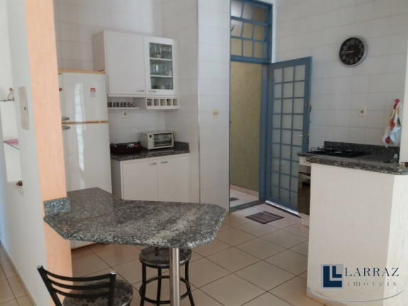 Imagem Casa com 4 Quartos à Venda, 182 m² em Vila Tibério - Ribeirão Preto